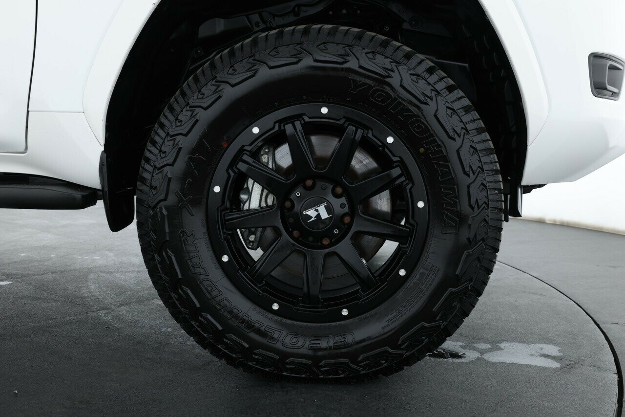 Toyota Landcruiser image 4