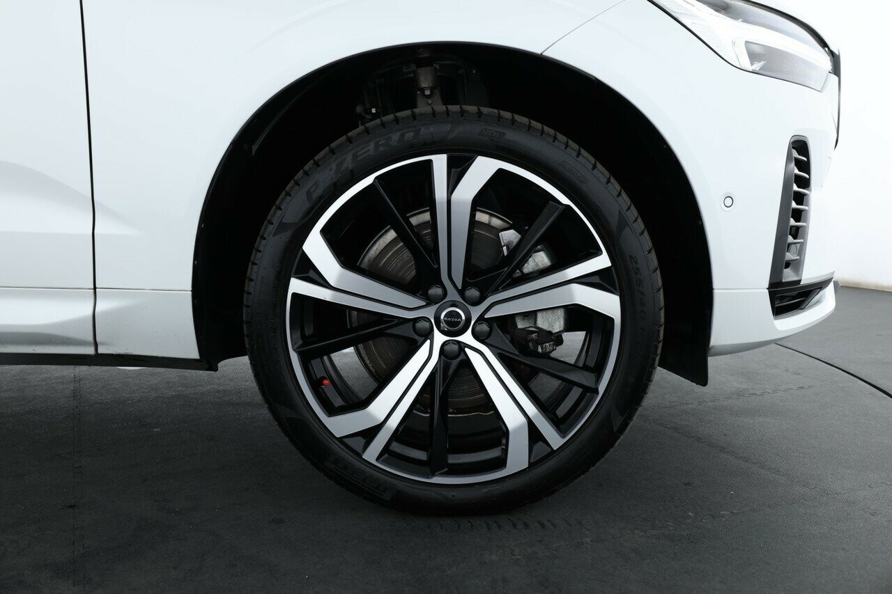 Volvo Xc60 image 2