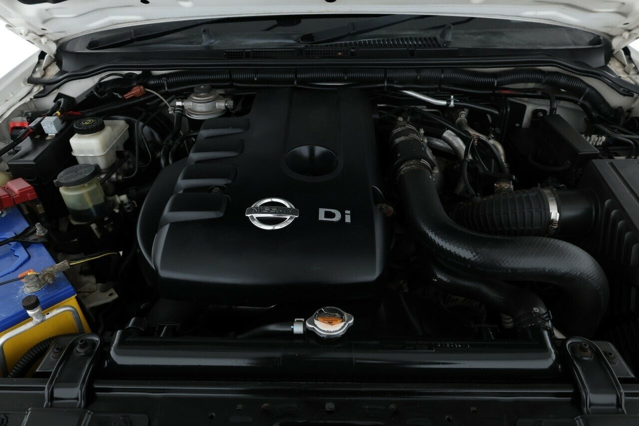 Nissan Navara image 3