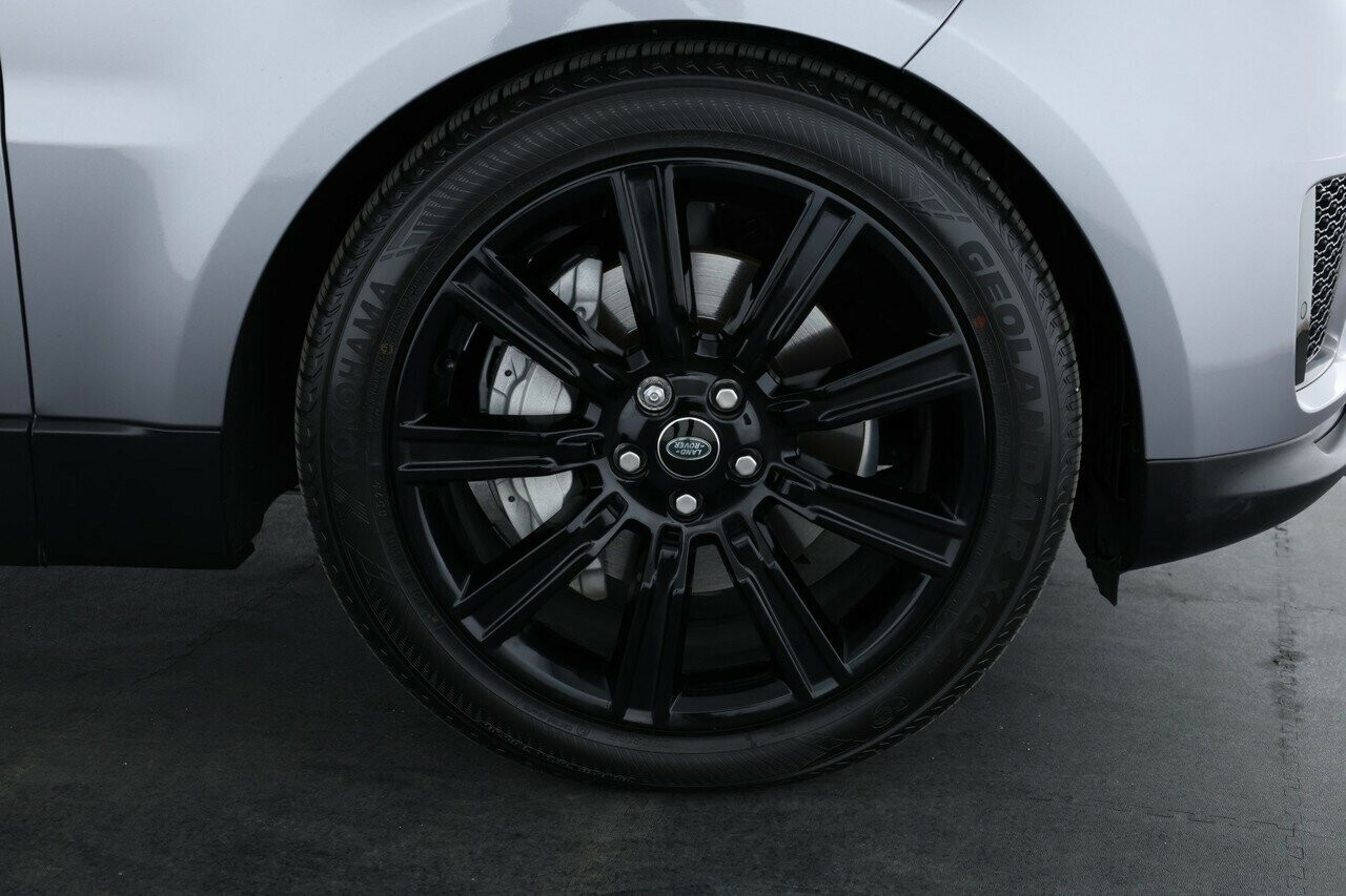 Land Rover Range Rover Sport image 4