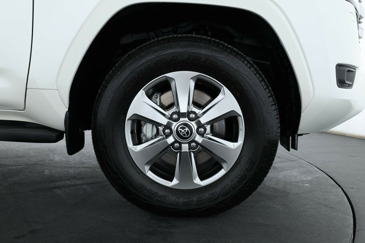 Toyota Landcruiser image 4