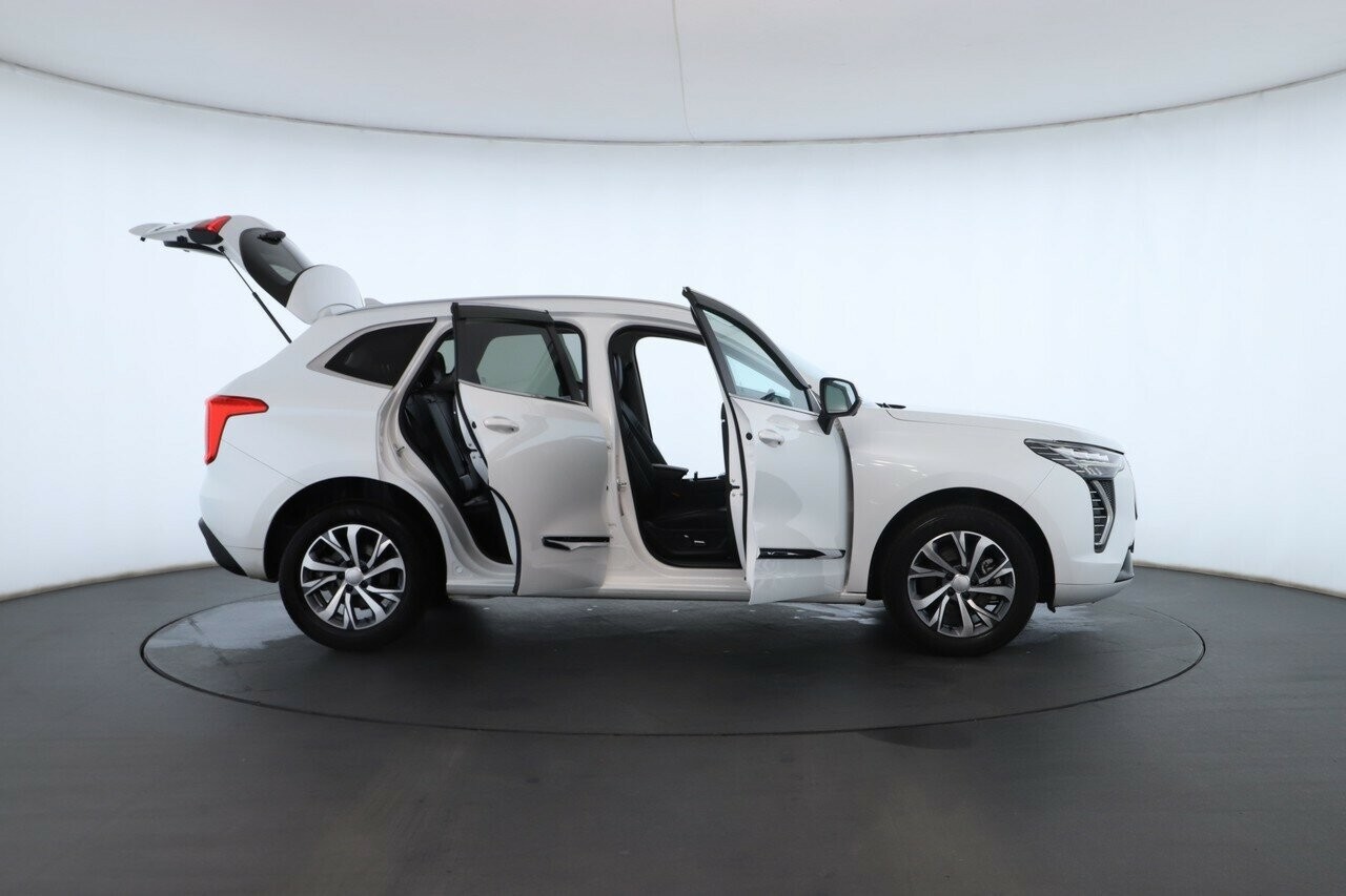 Gwm Haval Jolion image 2