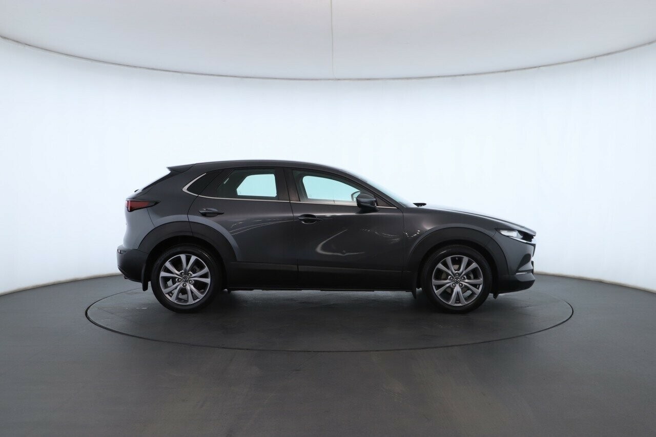 Mazda Cx-30 image 3