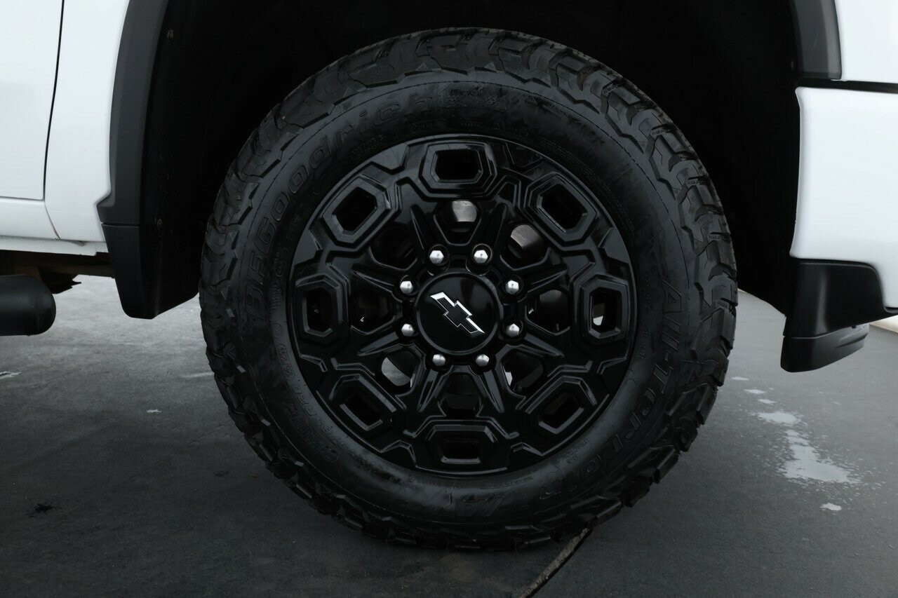 Chevrolet Silverado Hd image 4