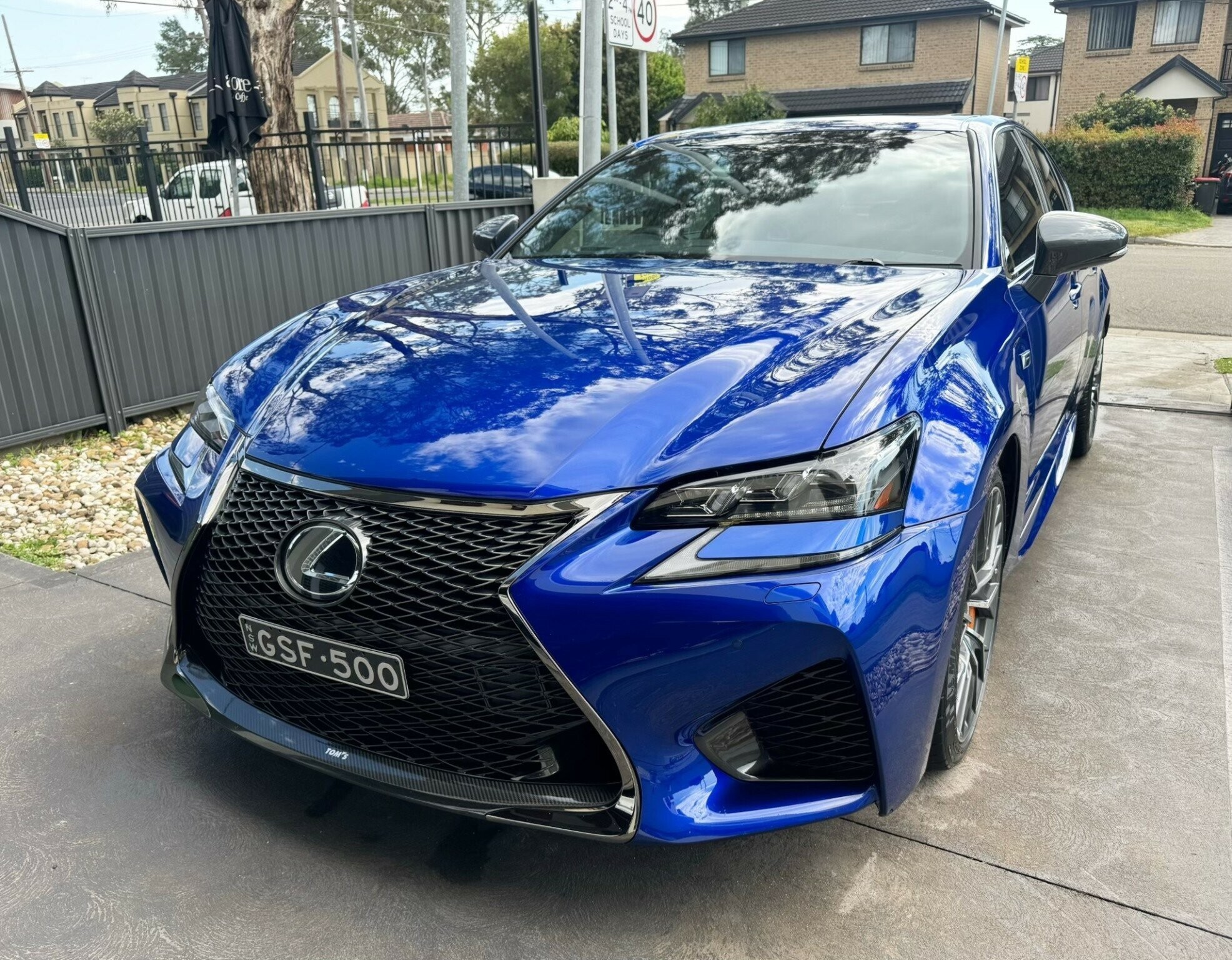 Lexus Gs image 2