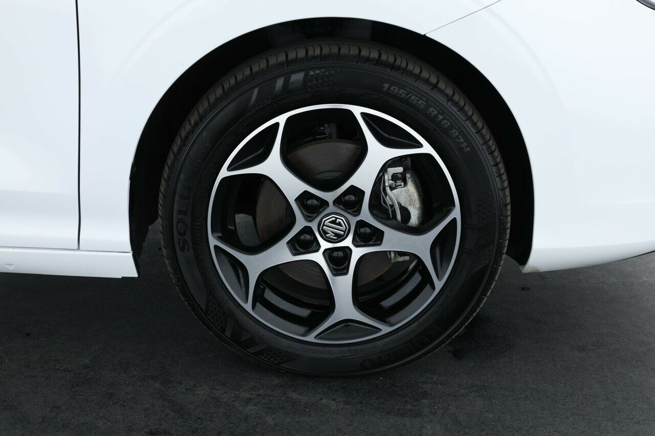 MG Mg3 image 4