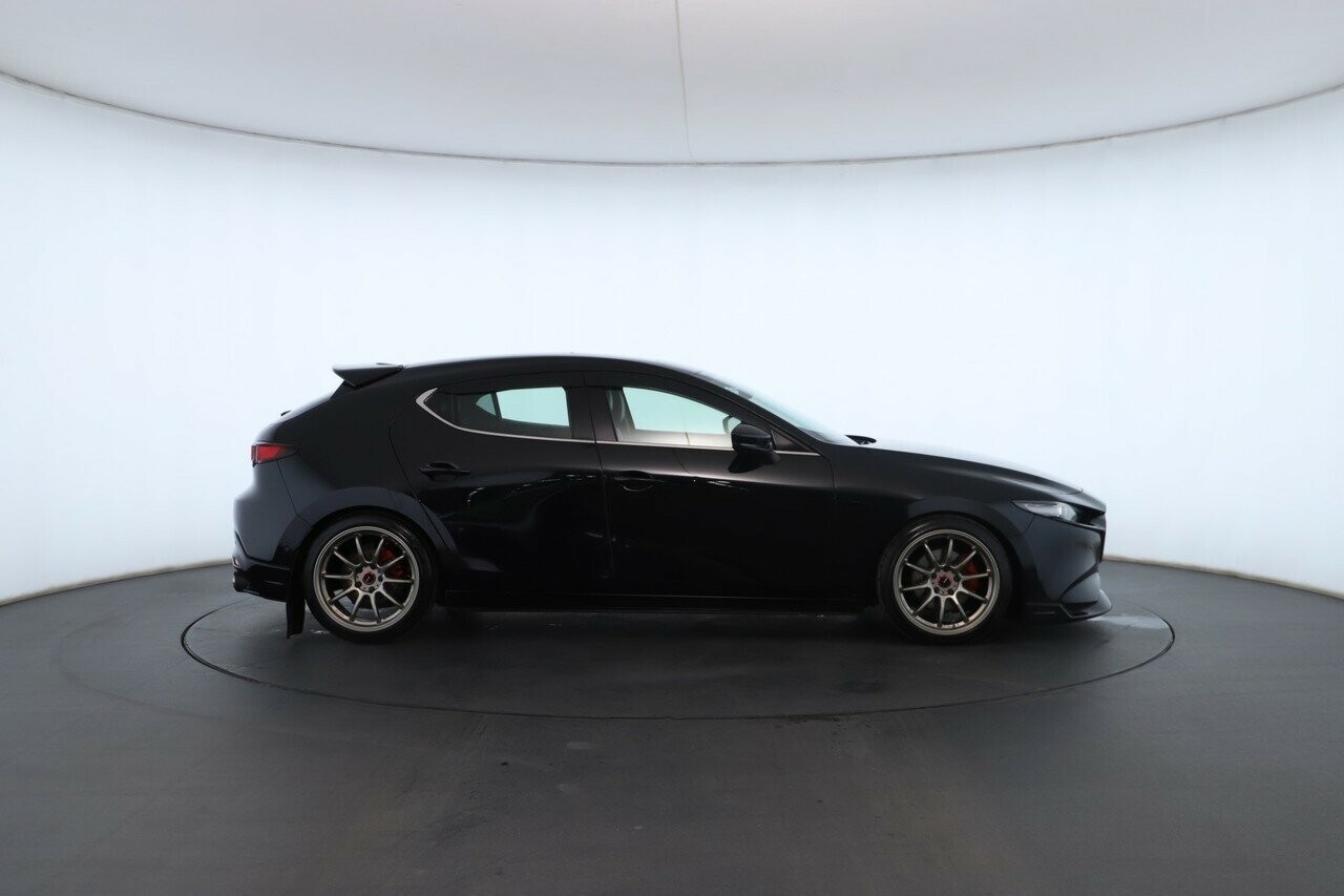 Mazda 3 image 4