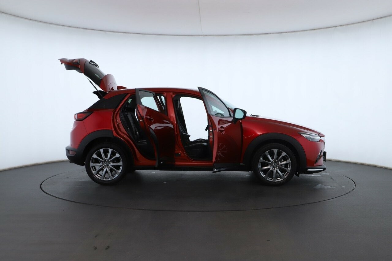 Mazda Cx-3 image 2