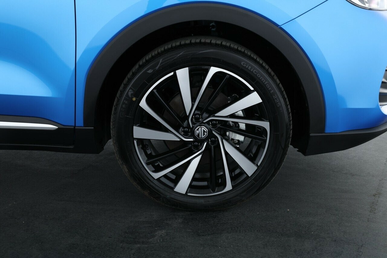 MG Zs image 4