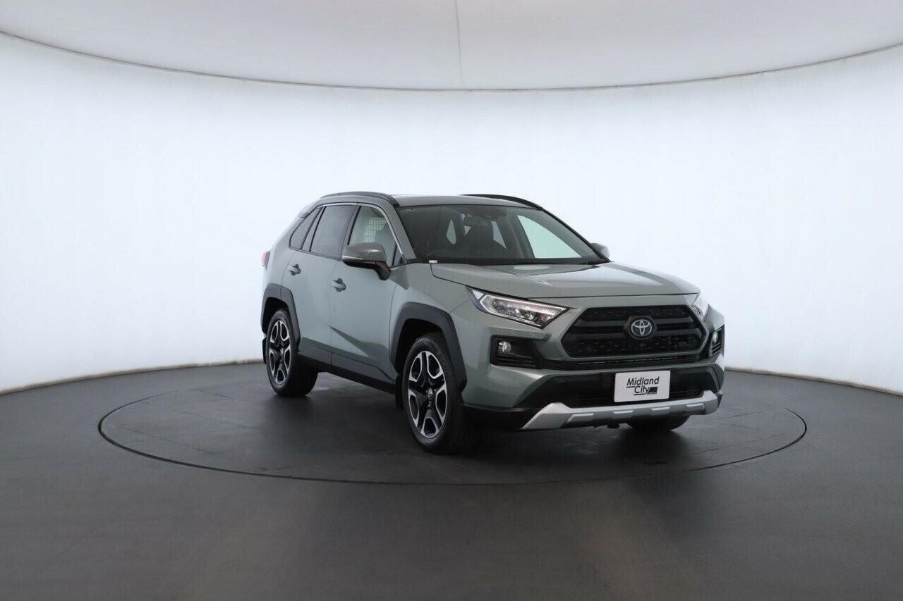 Toyota Rav4 image 4