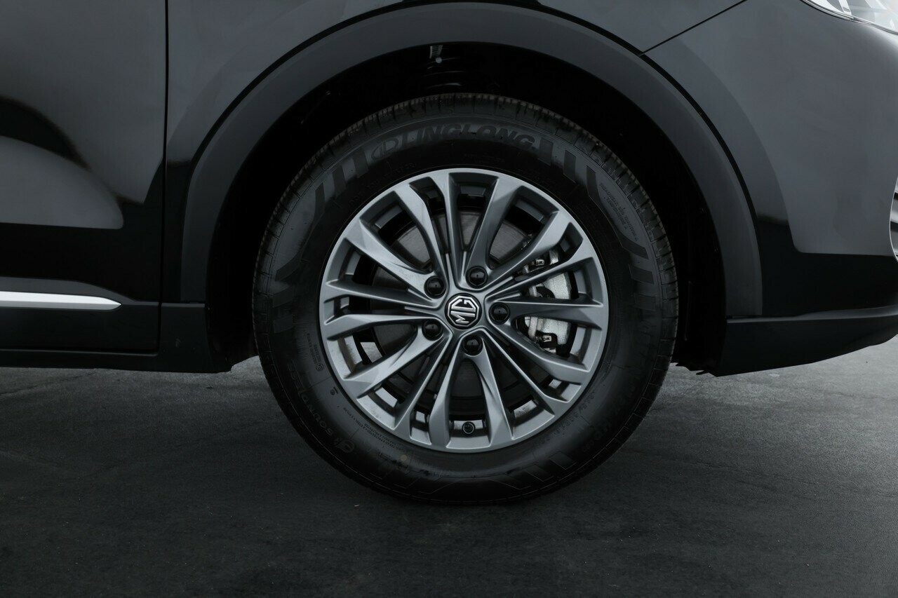 MG Zs image 4