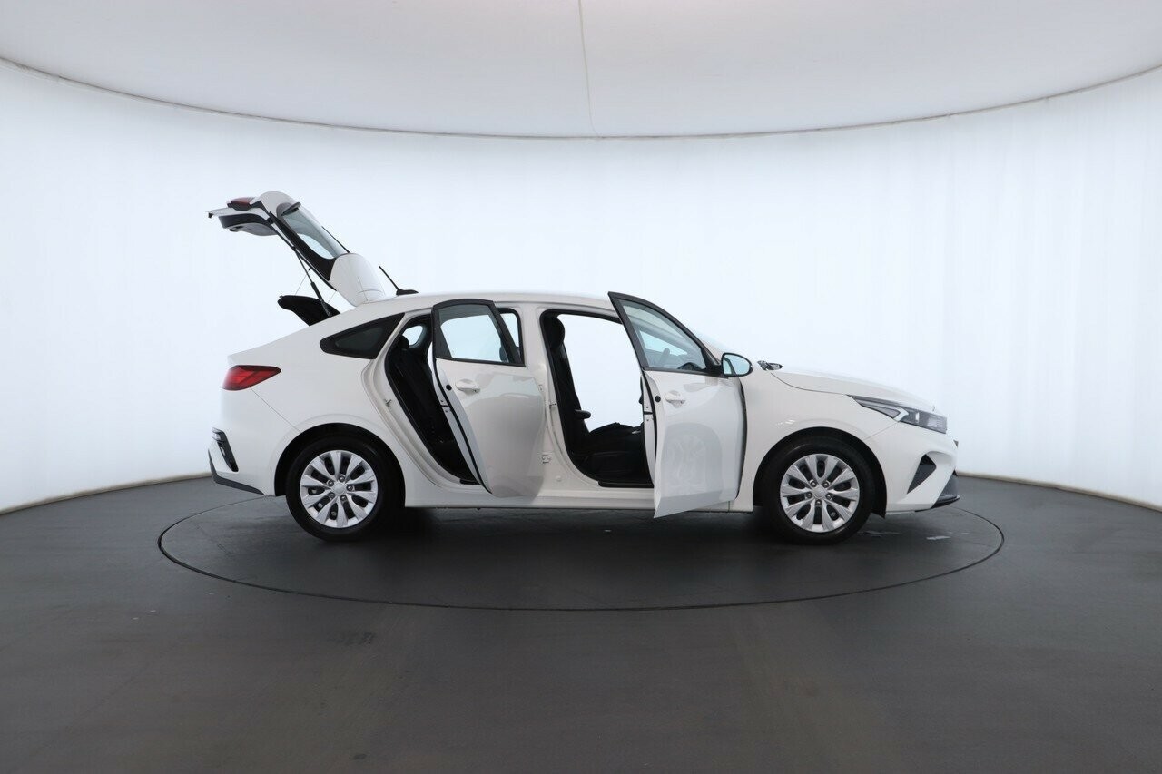 Kia Cerato image 2