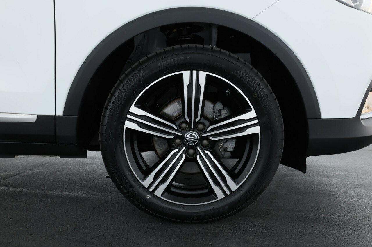 MG Zs image 4