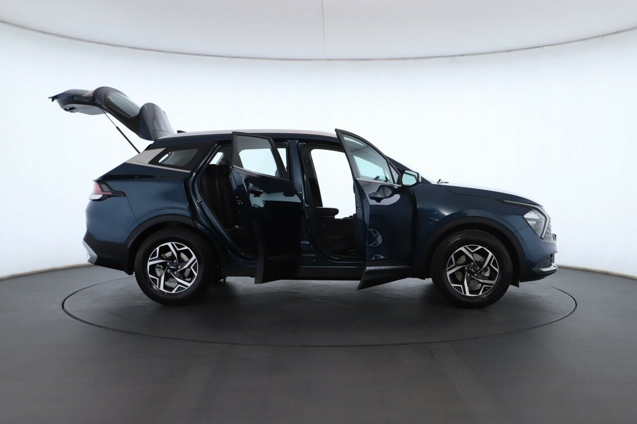 Kia Sportage image 2