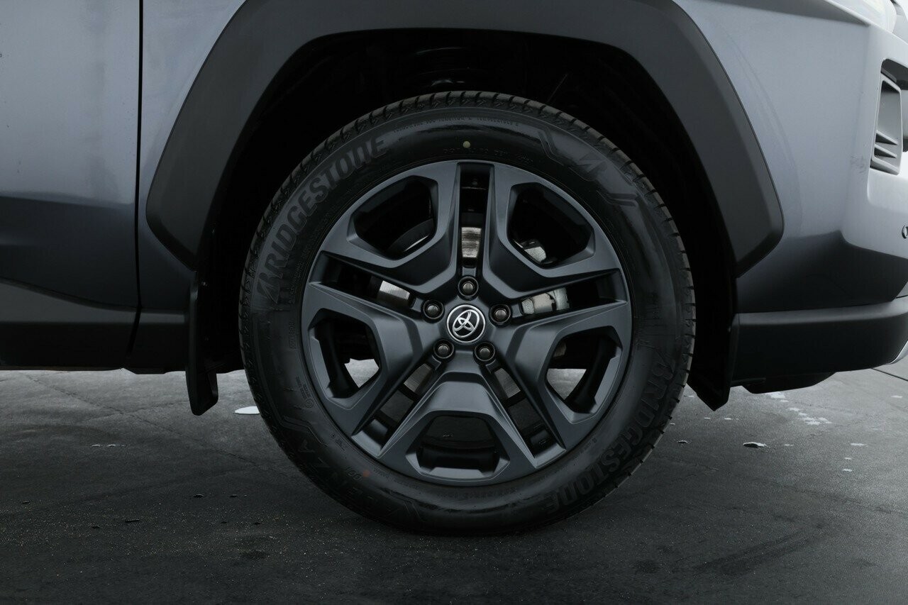Toyota Rav4 image 4