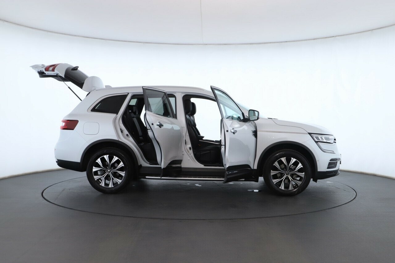 Renault Koleos image 2