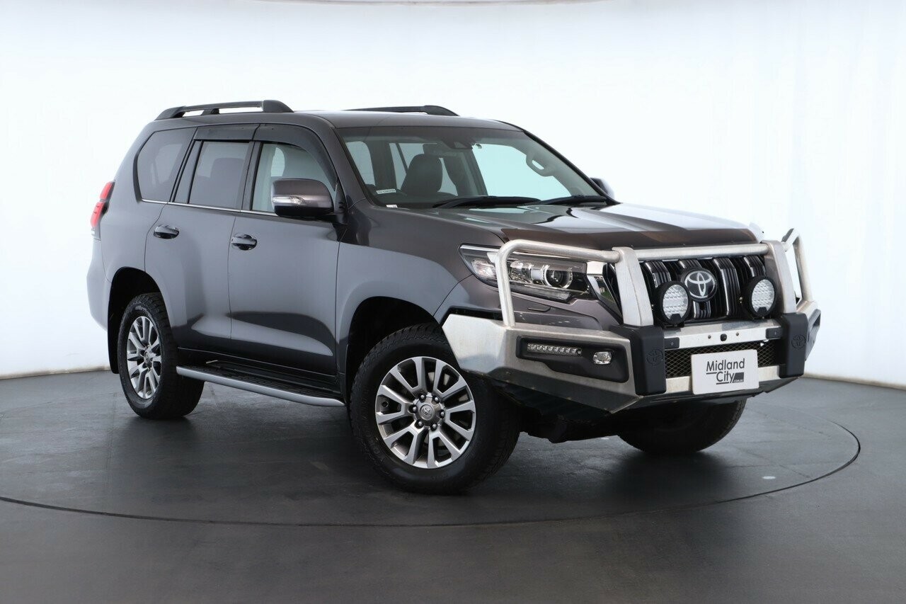 Toyota Landcruiser Prado image 1