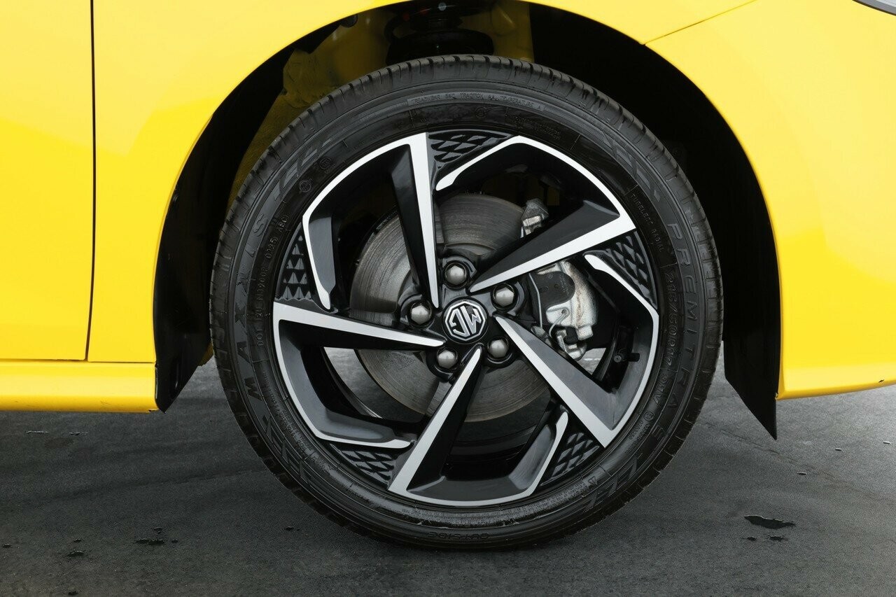 MG Mg5 image 4