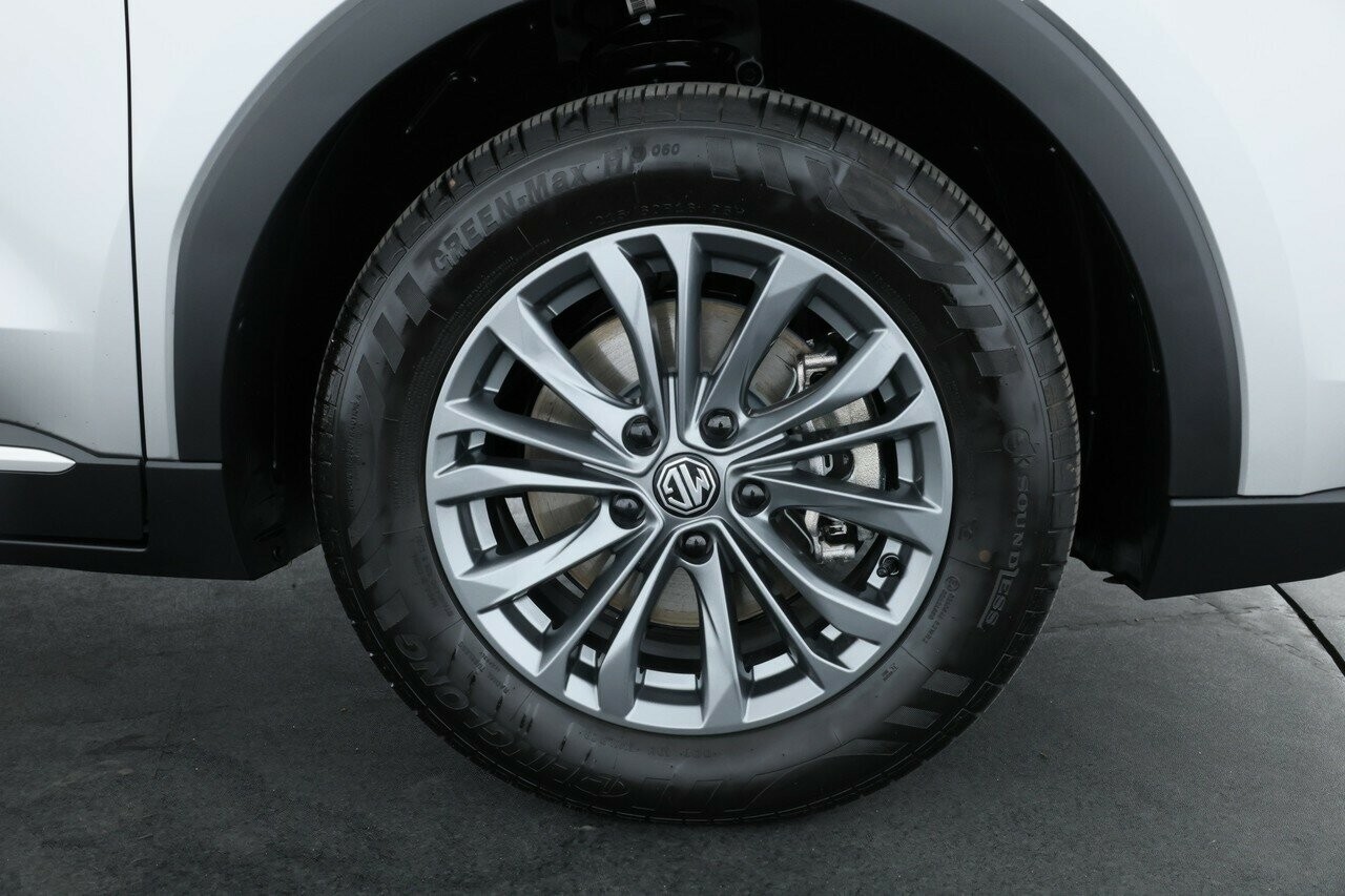 MG Zs image 4