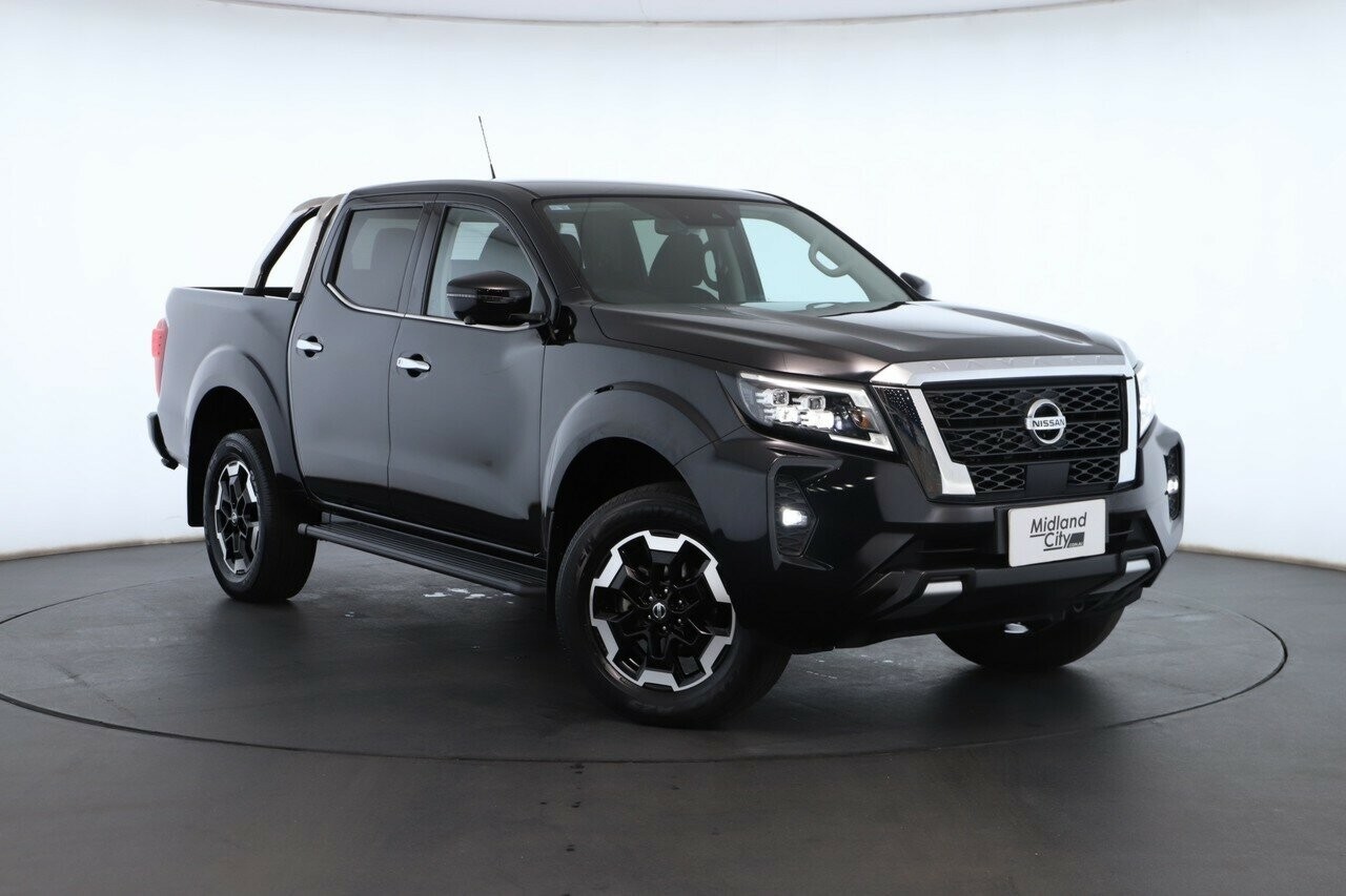 Nissan Navara image 1