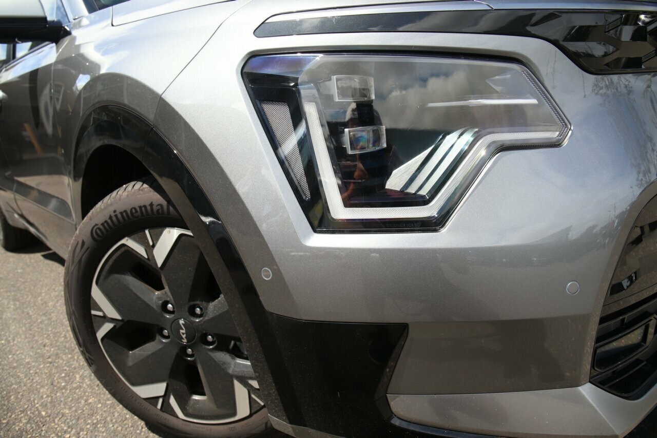 Kia Niro image 2