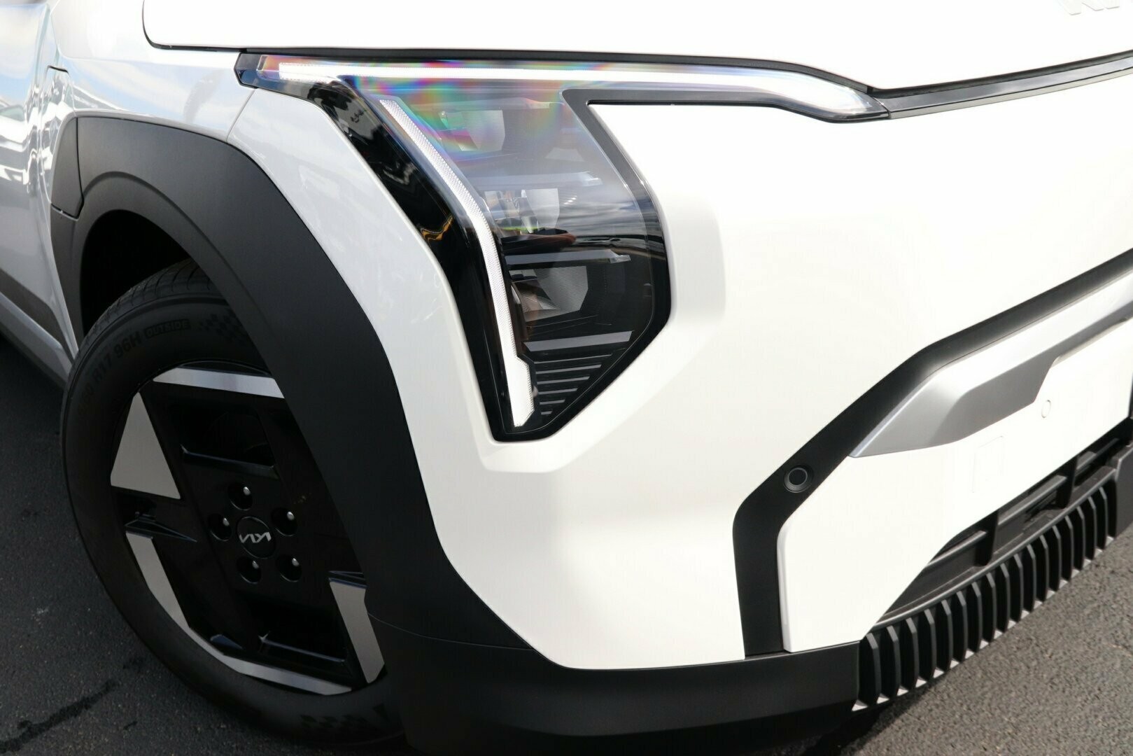 Kia Ev3 image 2