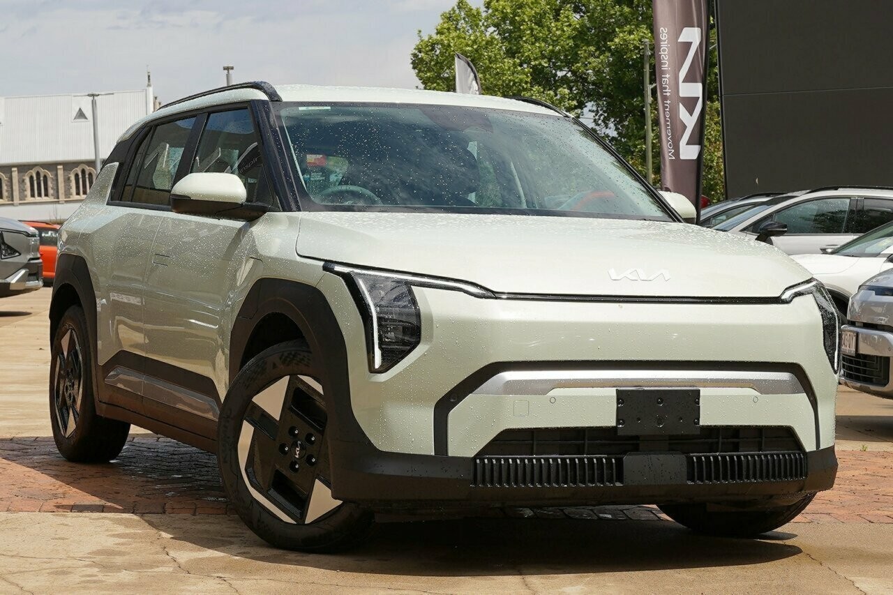 Kia Ev3 image 1