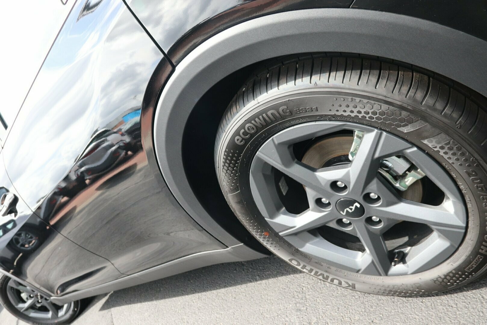 Kia K4 image 4