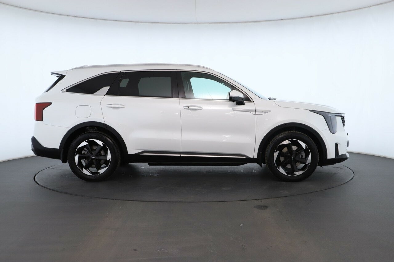 Kia Sorento image 2