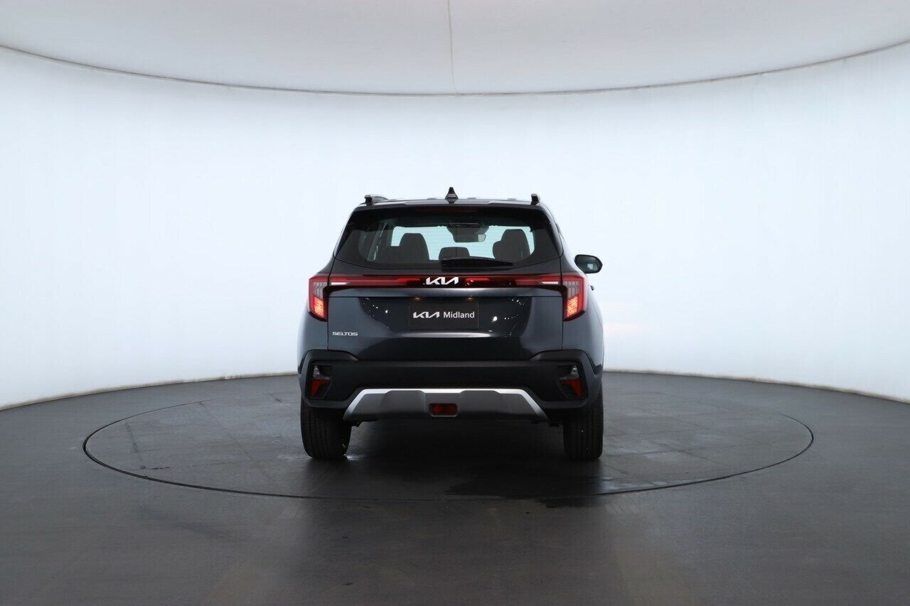 Kia Seltos image 4