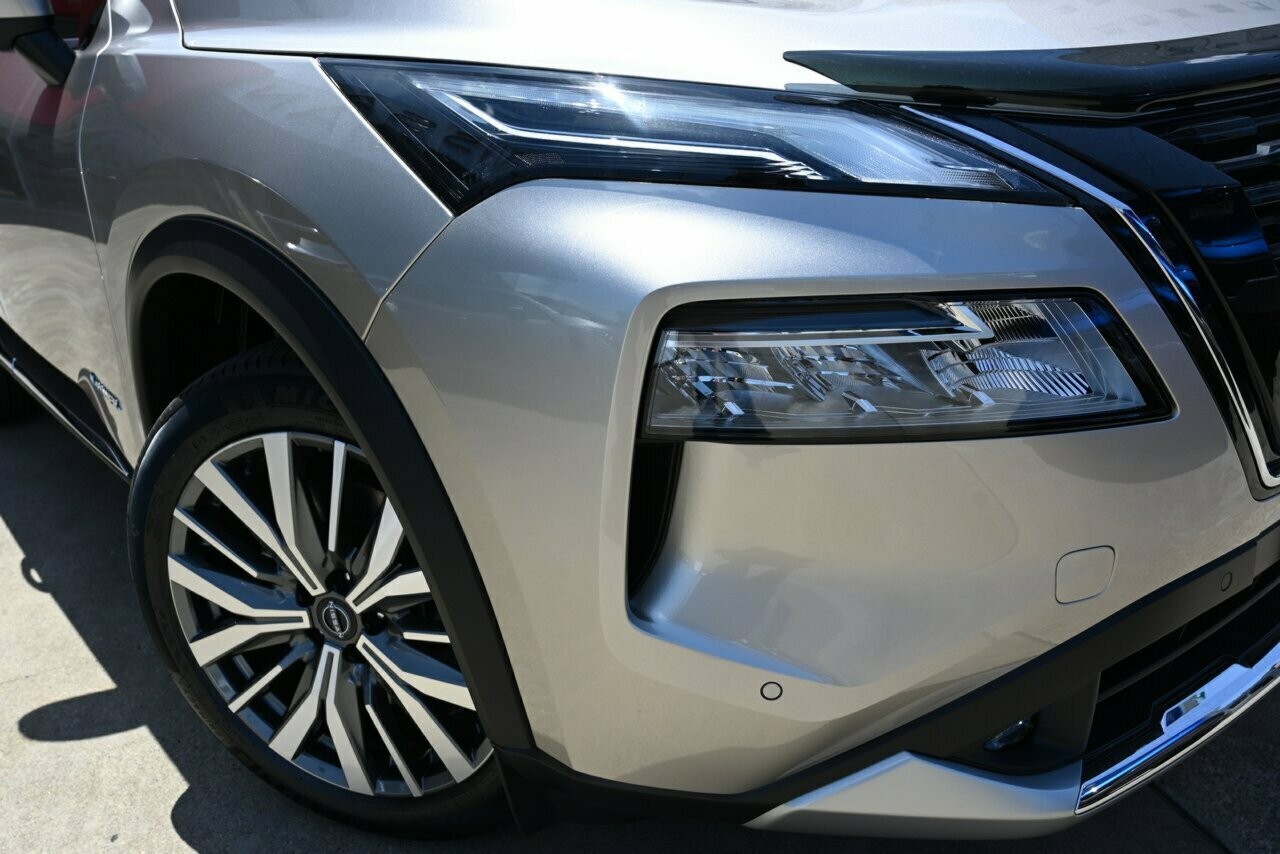 Nissan X-trail image 2