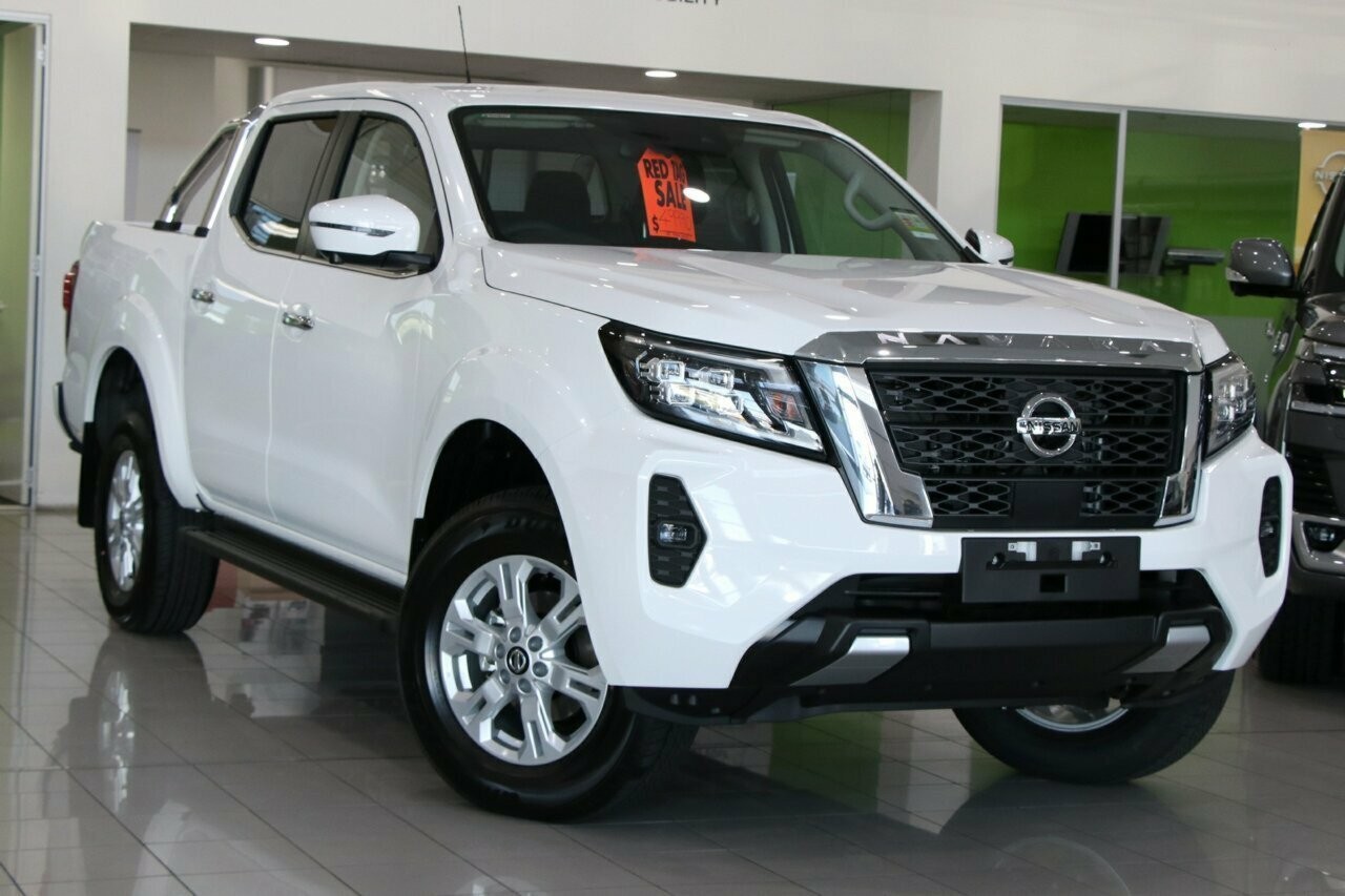 Nissan Navara image 1