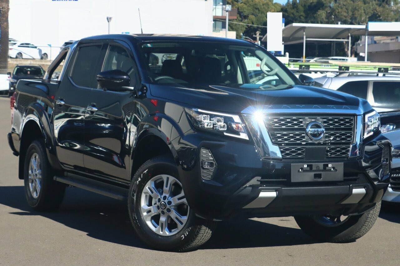 Nissan Navara image 1