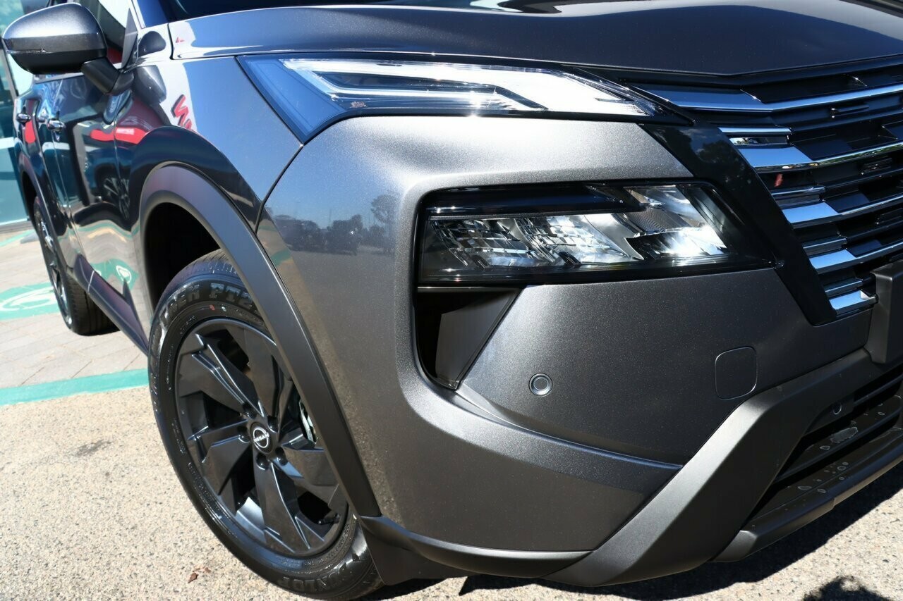 Nissan X-trail image 2