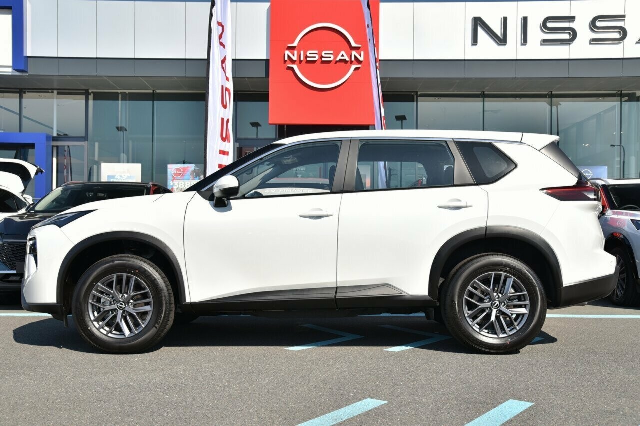 Nissan X-trail image 2