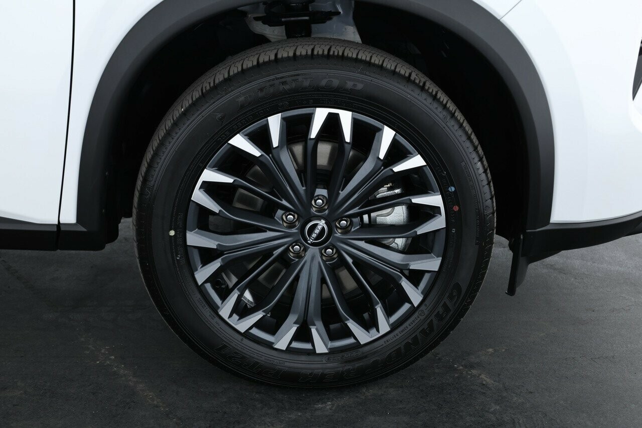 Nissan X-trail image 3