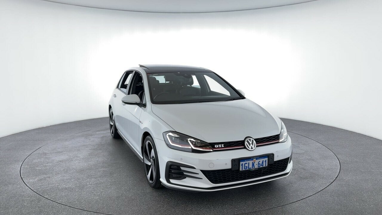 Volkswagen Golf image 3