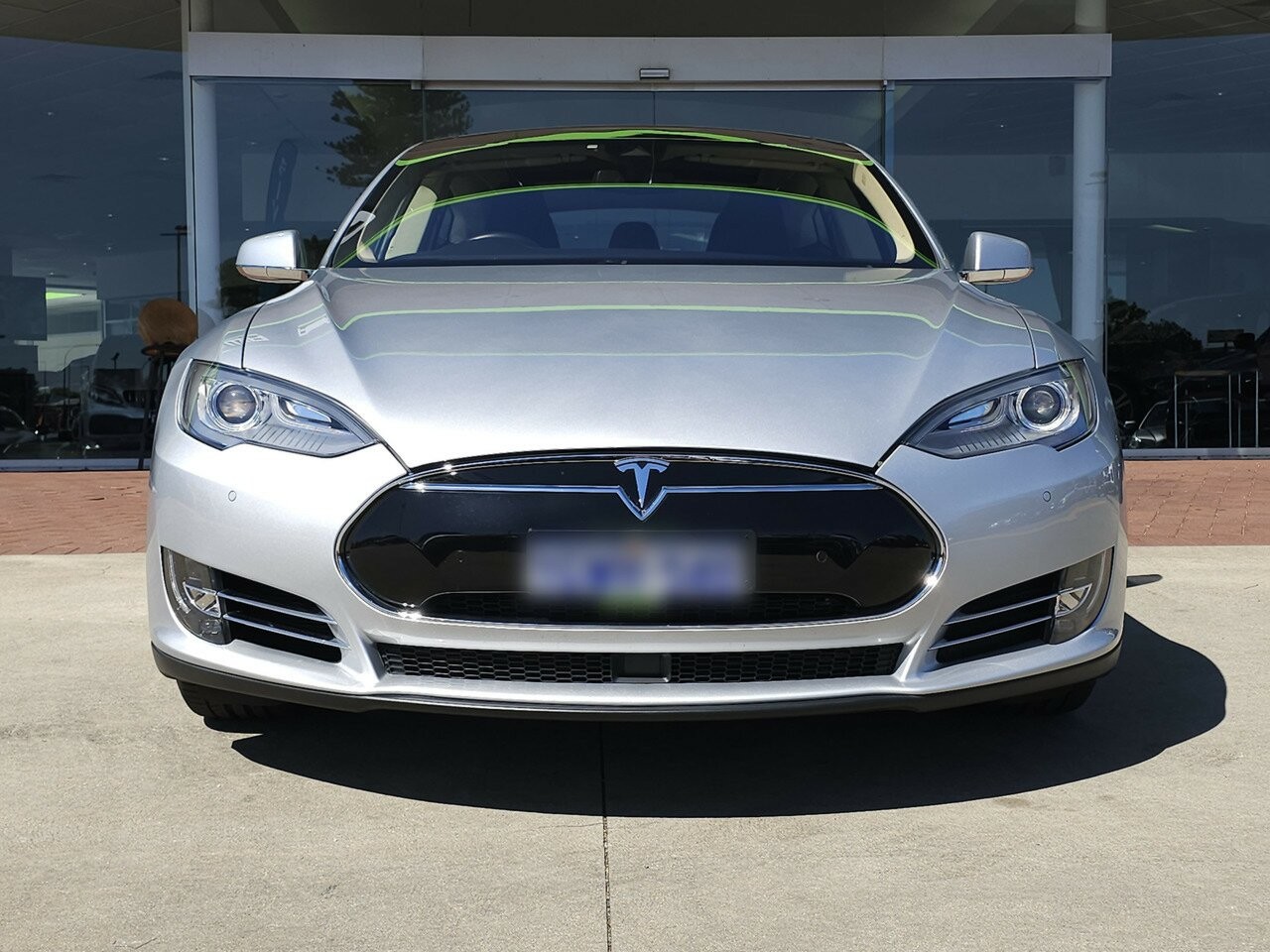 Tesla Model S image 2