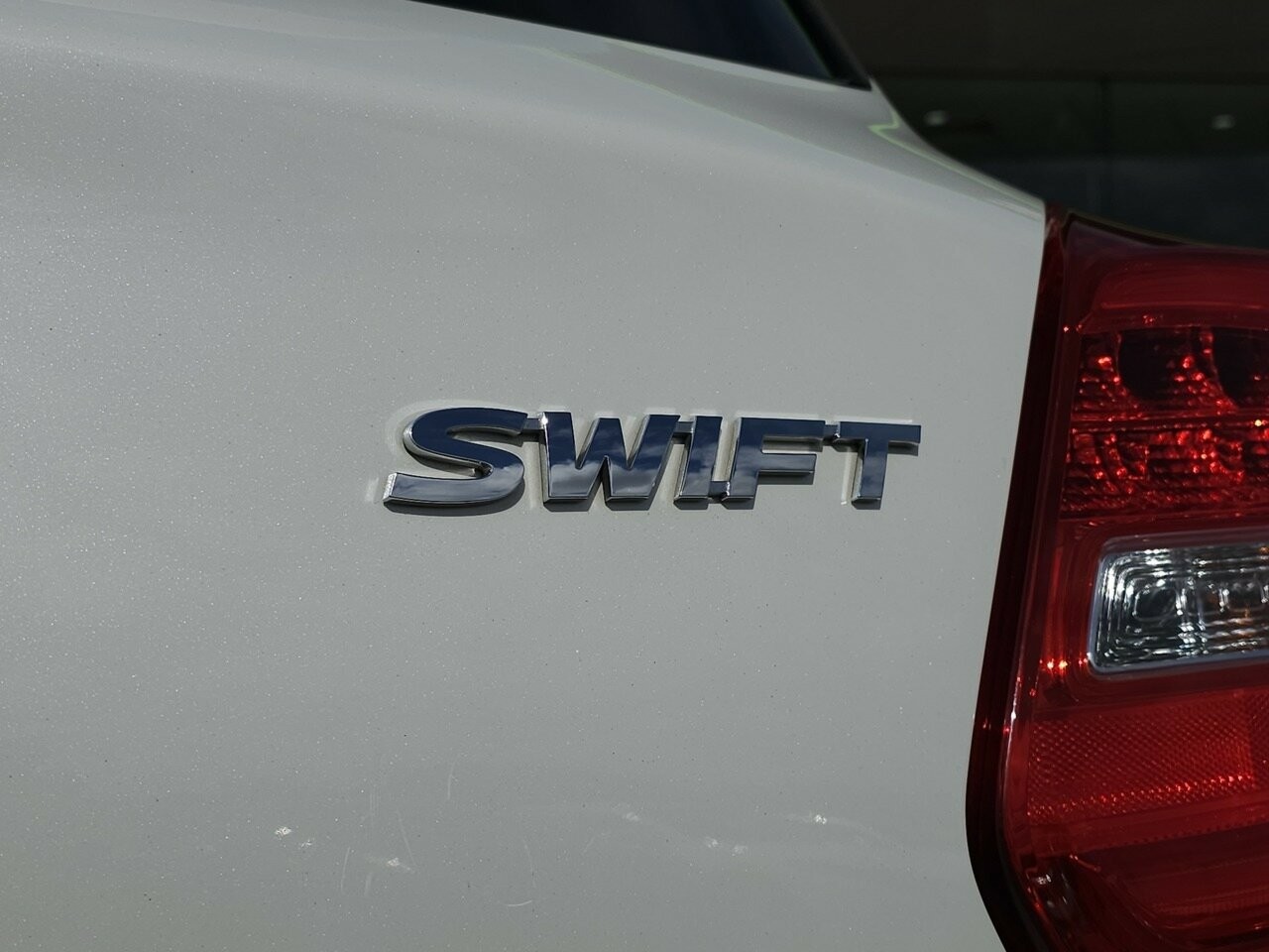 Suzuki Swift image 3