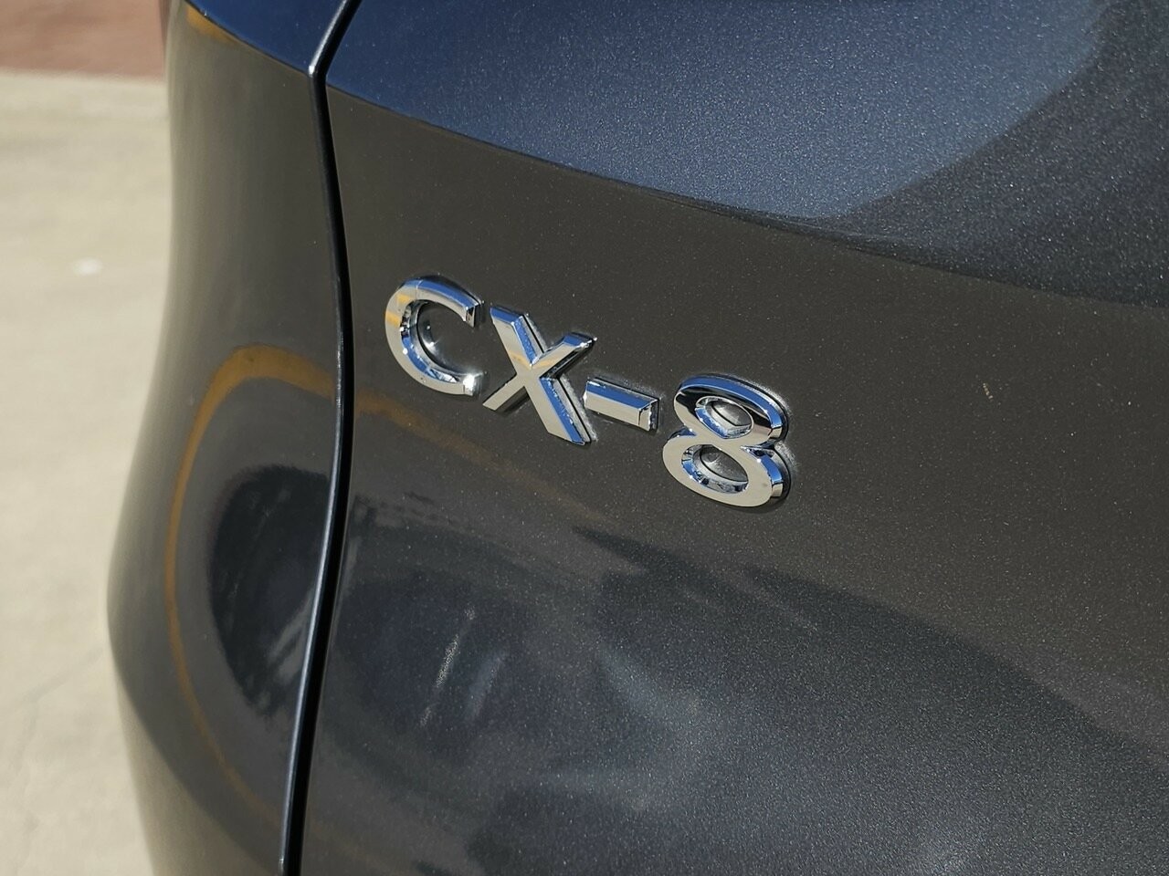 Mazda Cx-8 image 3