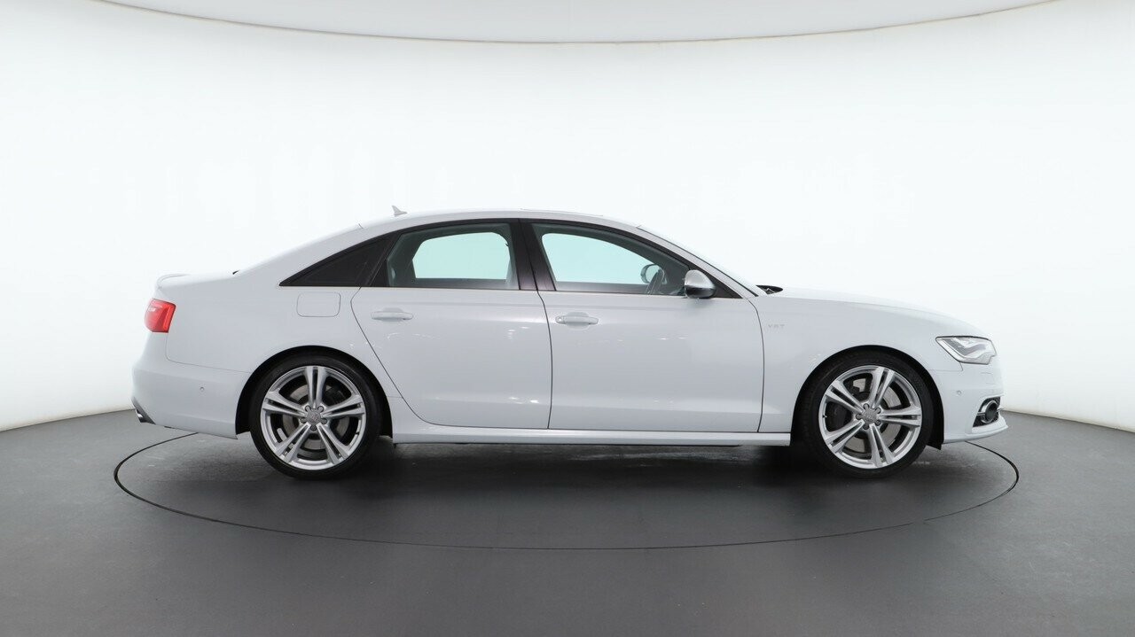 Audi S6 image 2