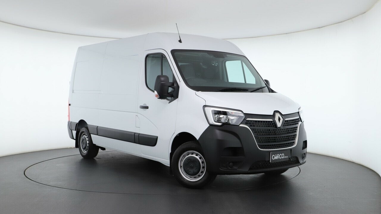 Renault Master image 1