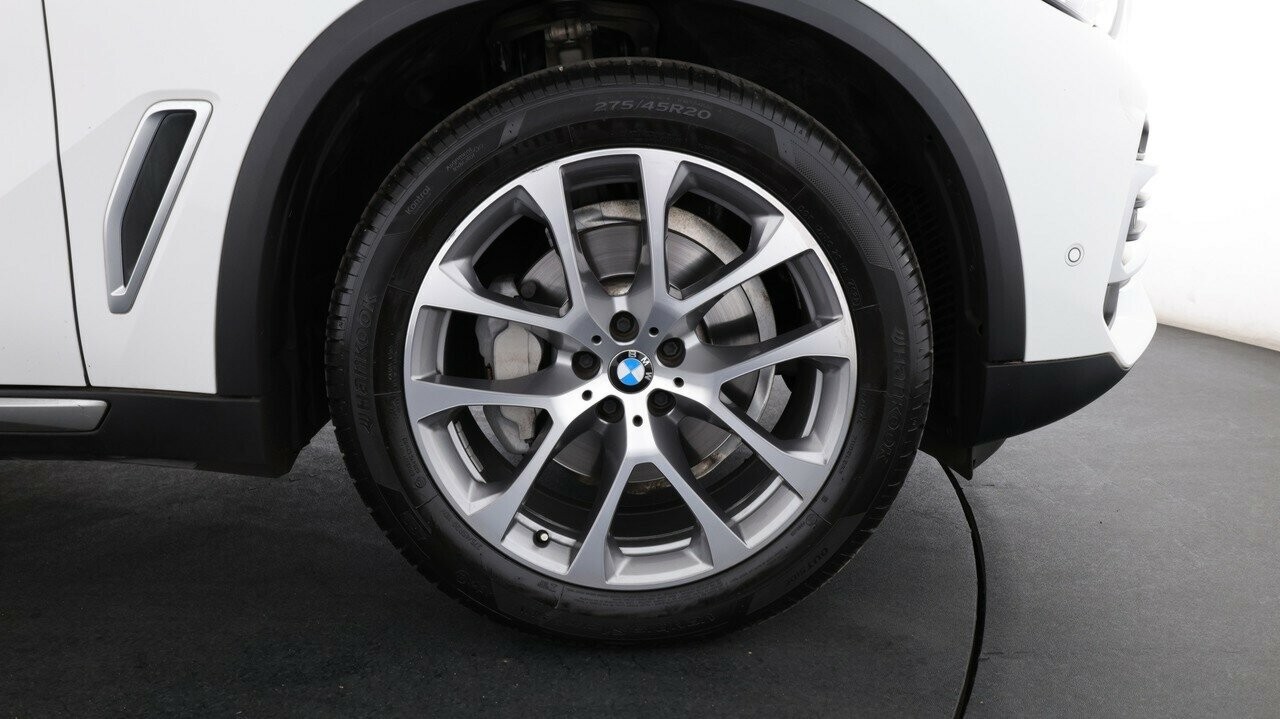 BMW X5 image 4