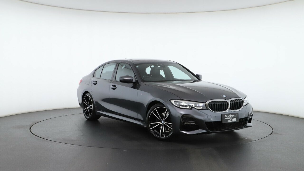 BMW 3 Series image 1