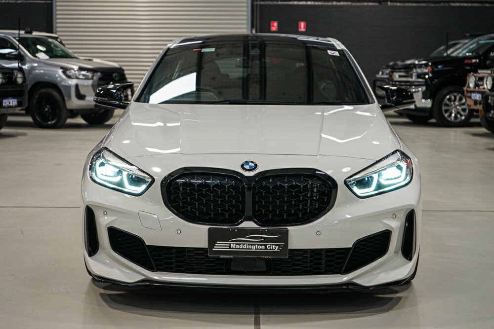 BMW 1 Series image 3