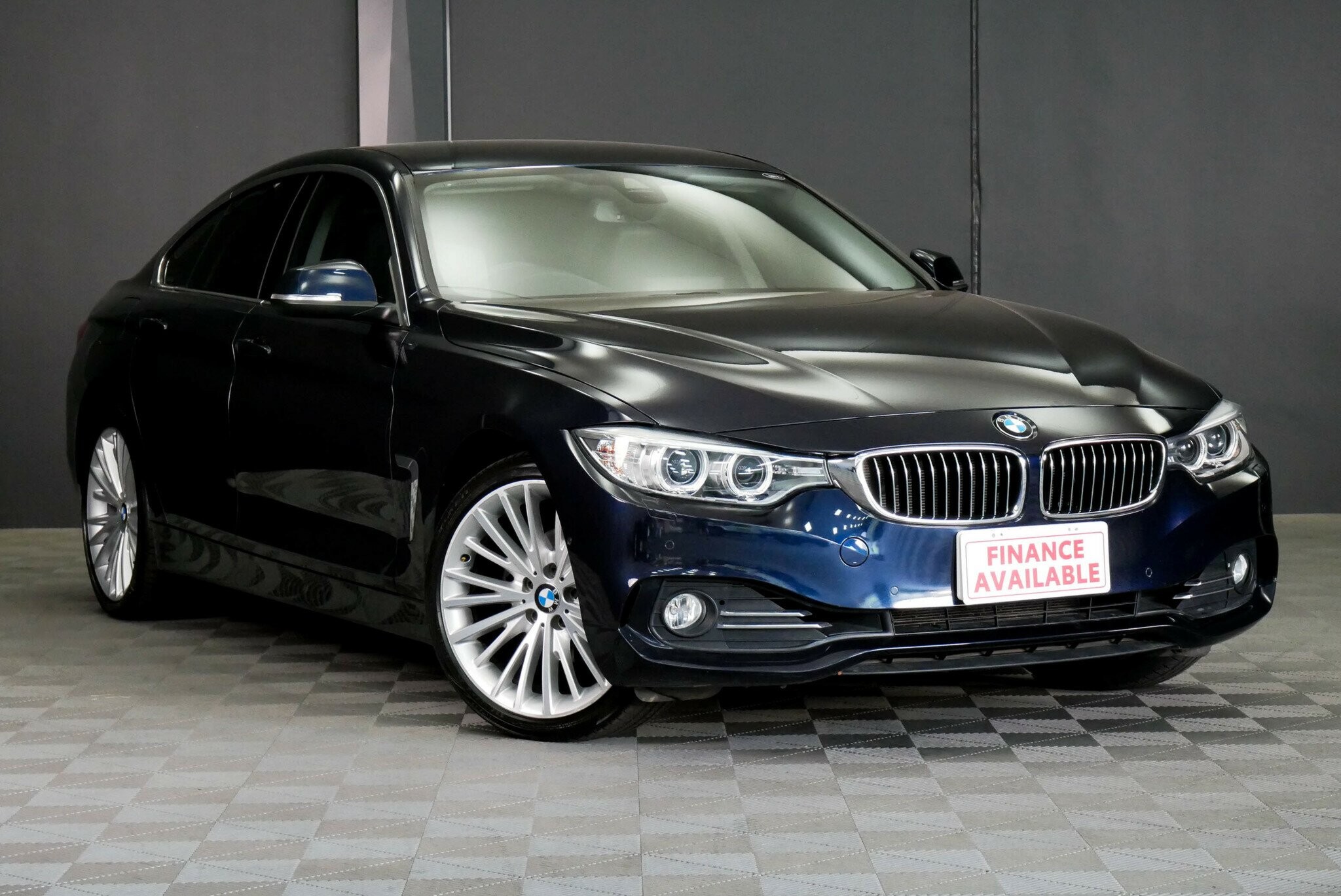 BMW 4 Series image 1