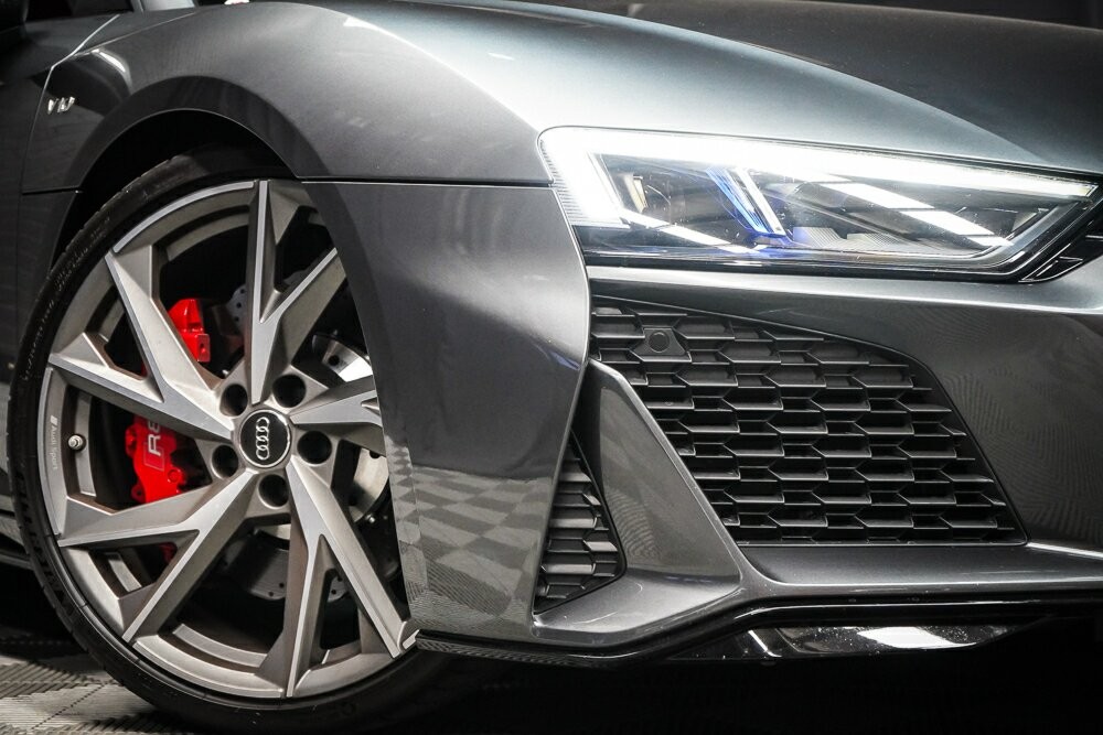 Audi R8 image 2