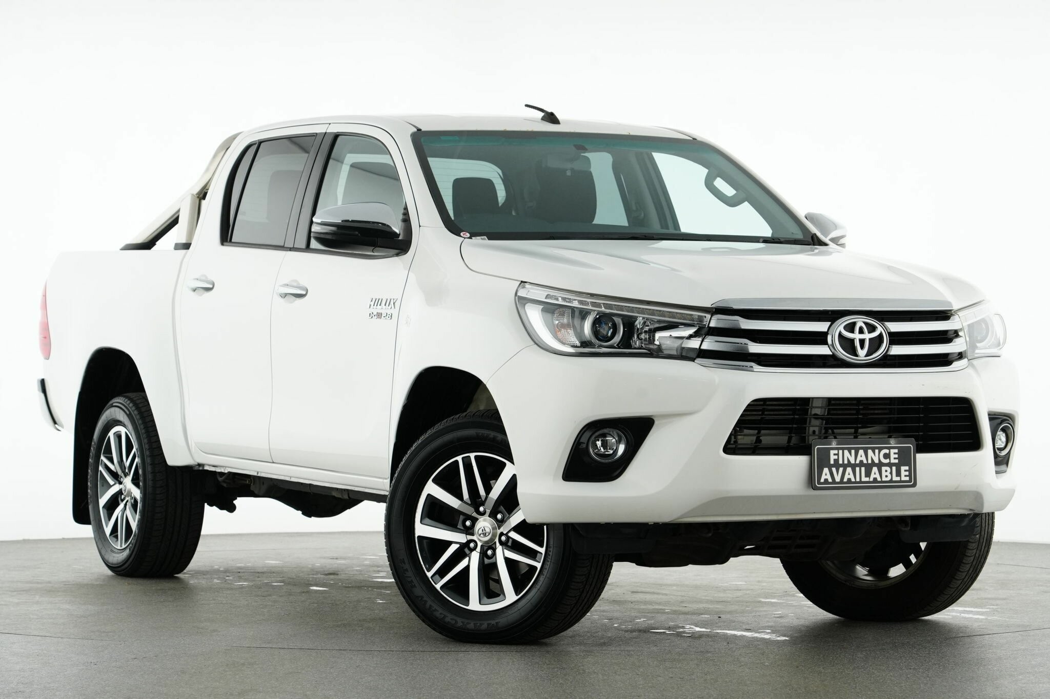 Toyota Hilux image 1