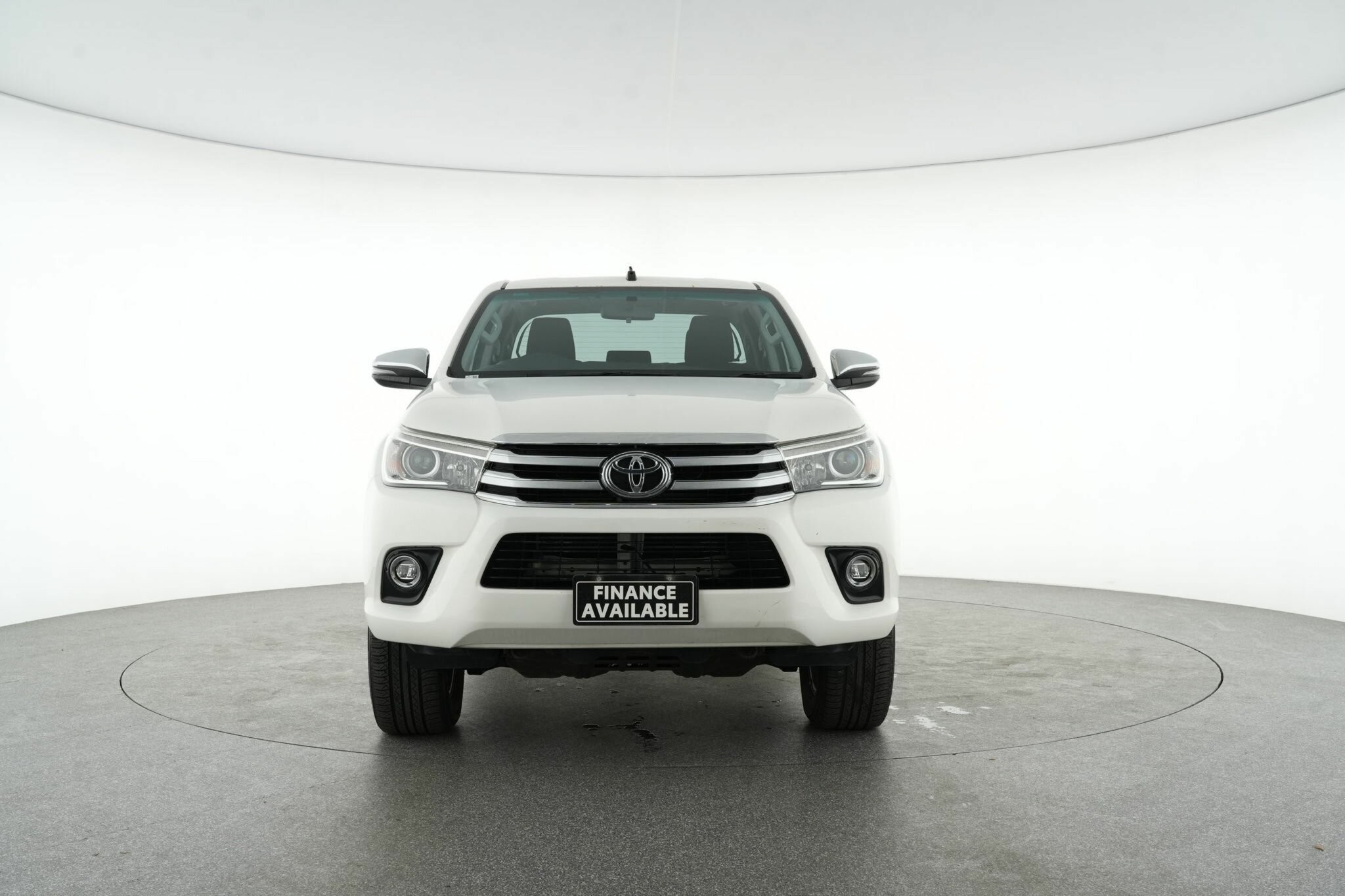 Toyota Hilux image 3
