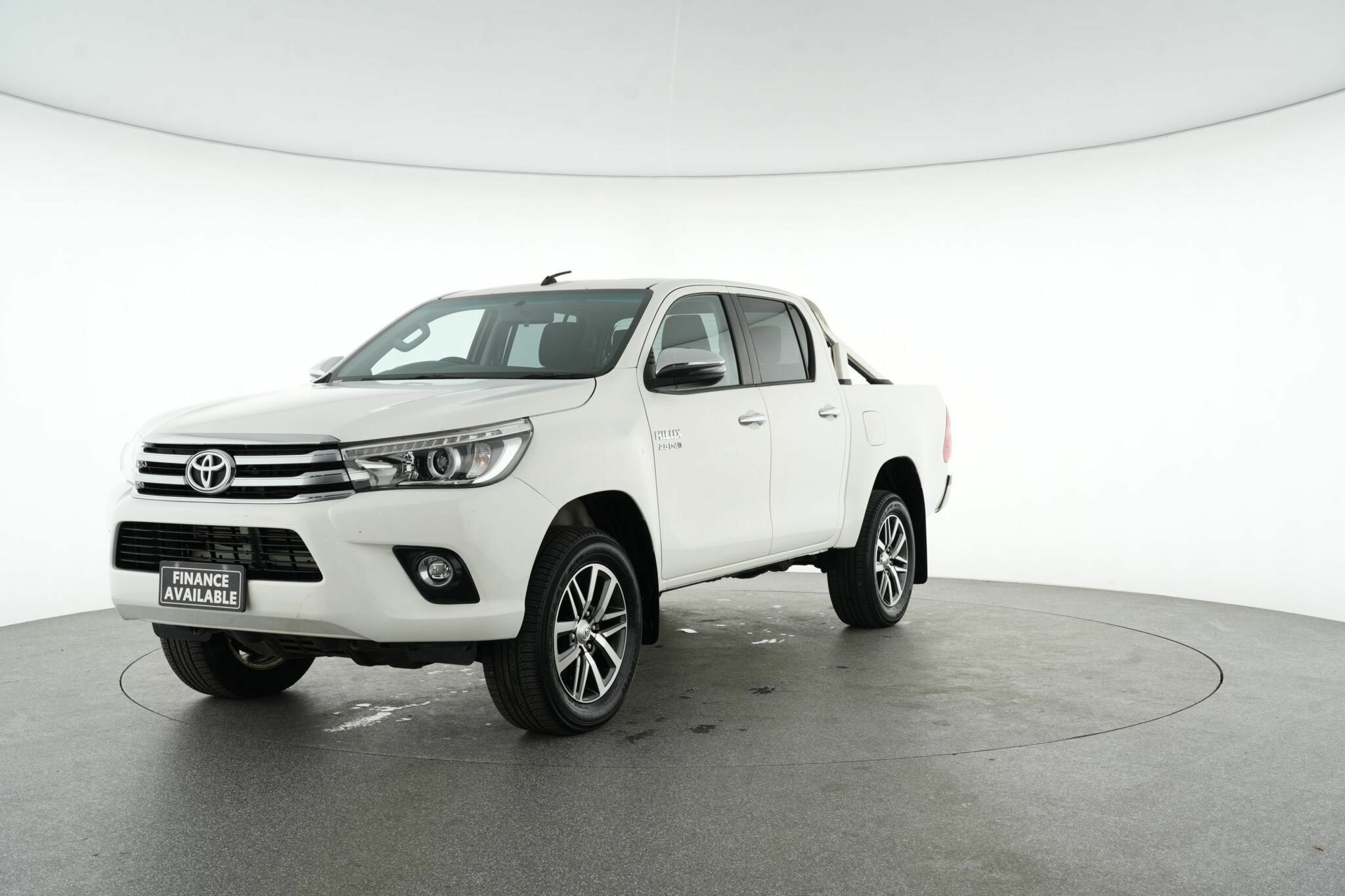 Toyota Hilux image 4